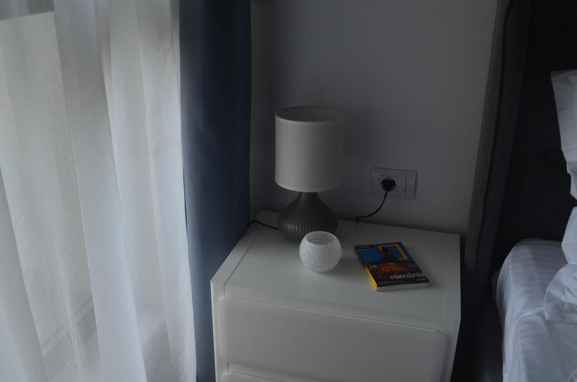 Aba'S Apart Onix Blue Mamaia Nord Năvodari Eksteriør billede